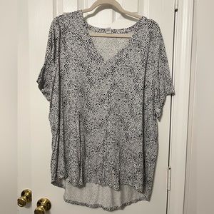 Women’s Old Navy Short Sleeve Luxe Tee - size XXL